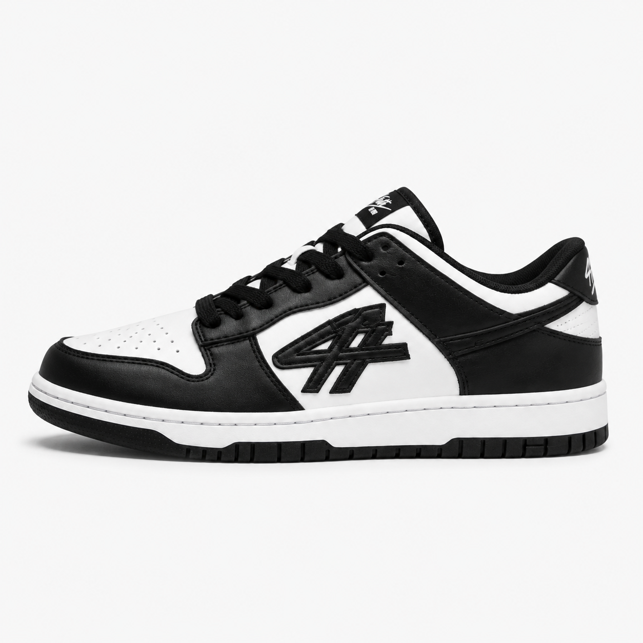 4Faith Classic Low Sneakers – Black & White