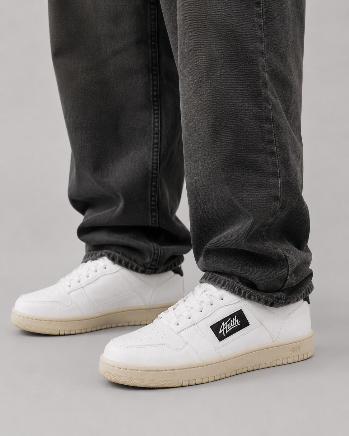 4Faith Classic Low Sneakers – White & Beige